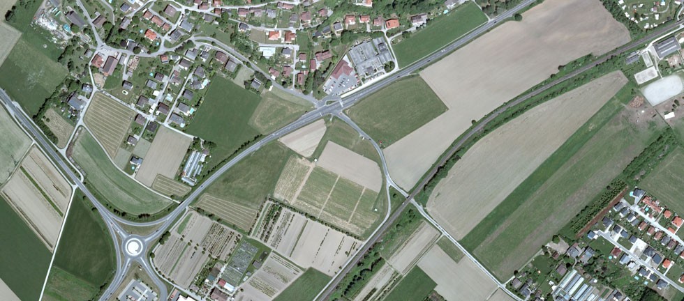 Luftaufnahme eines Grundstücks
